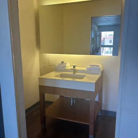 Go2 Inn & Suites By Relianse - San Antonio, Tx
